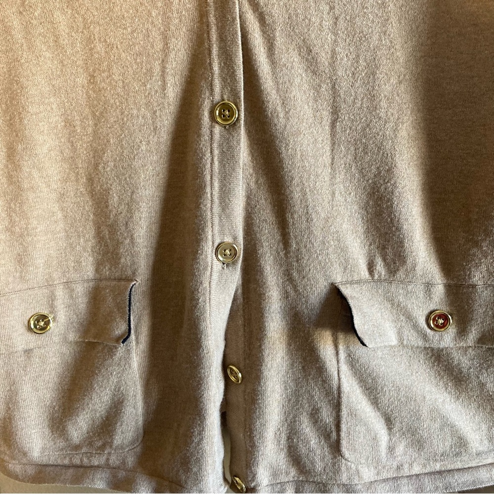Jones New York Signature Tan with black details Gold Button Cardigan SIZE M - Picture 3 of 9